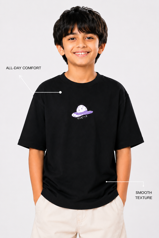 MAIN CHARACTER OVERSIZED T-SHIRT