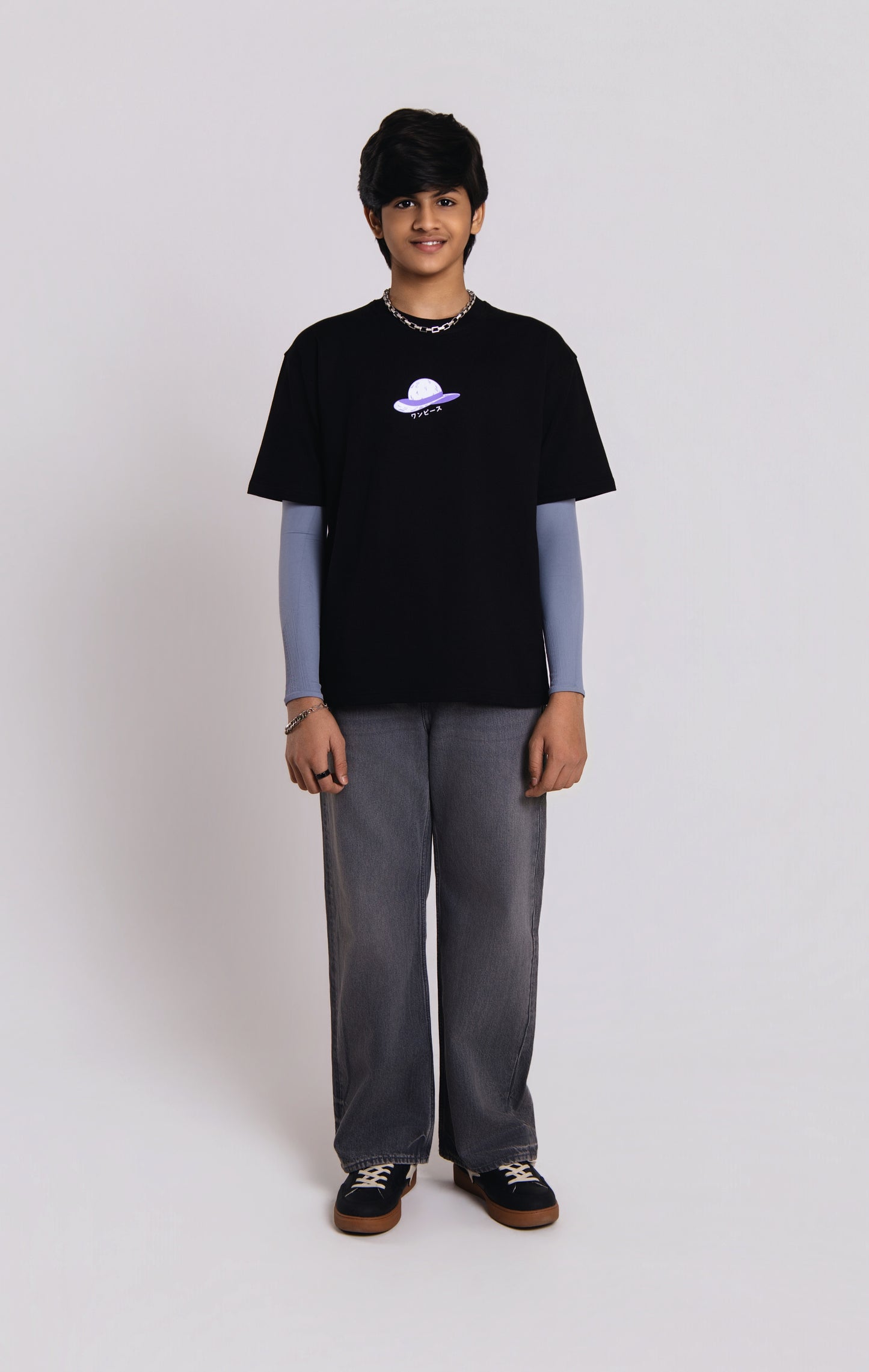 MAIN CHARACTER OVERSIZED T-SHIRT
