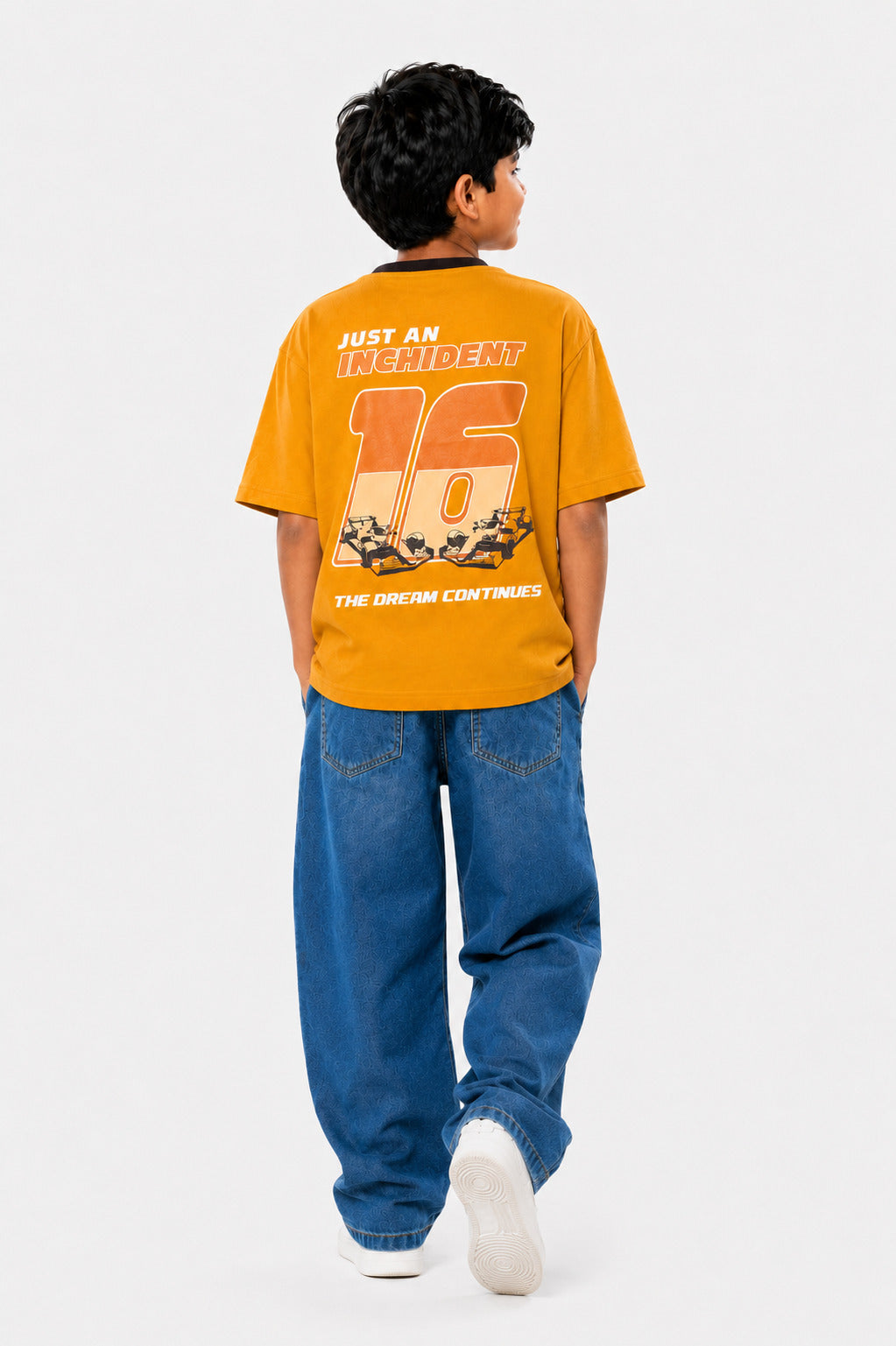 DREAM CHASER OVERSIZED T-SHIRT
