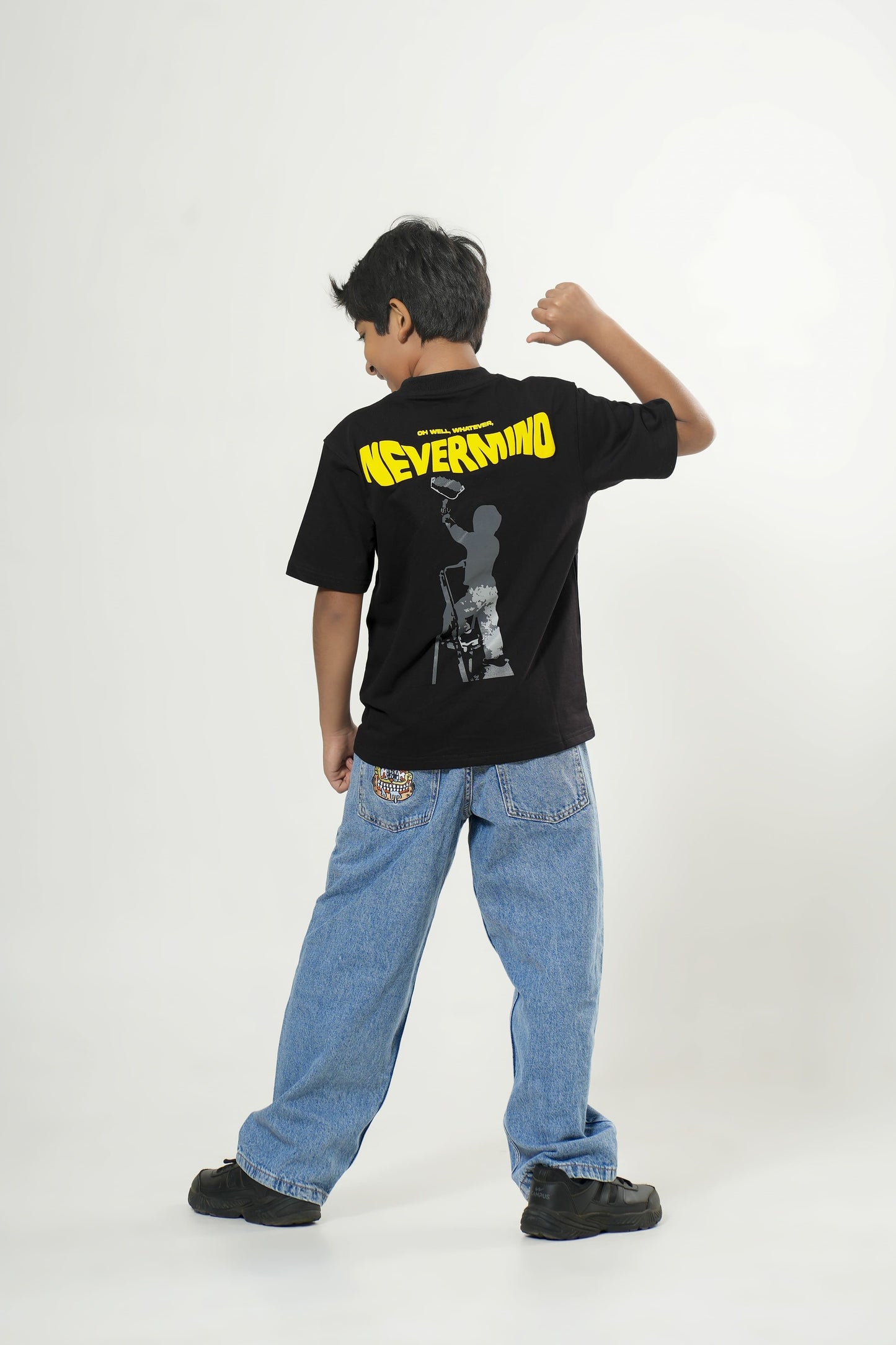 NEVERMIND OVERSIZED T-SHIRT