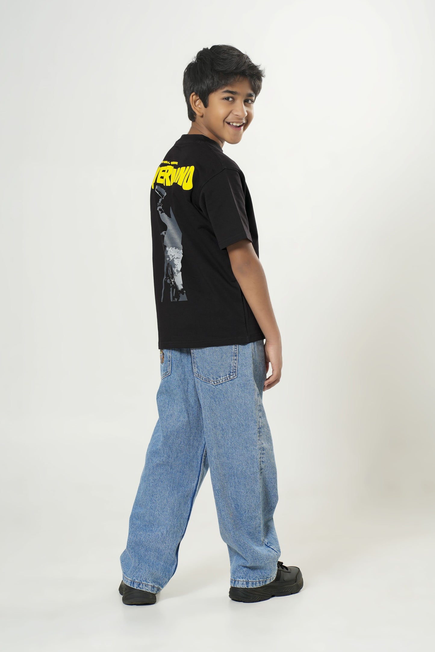 NEVERMIND OVERSIZED T-SHIRT